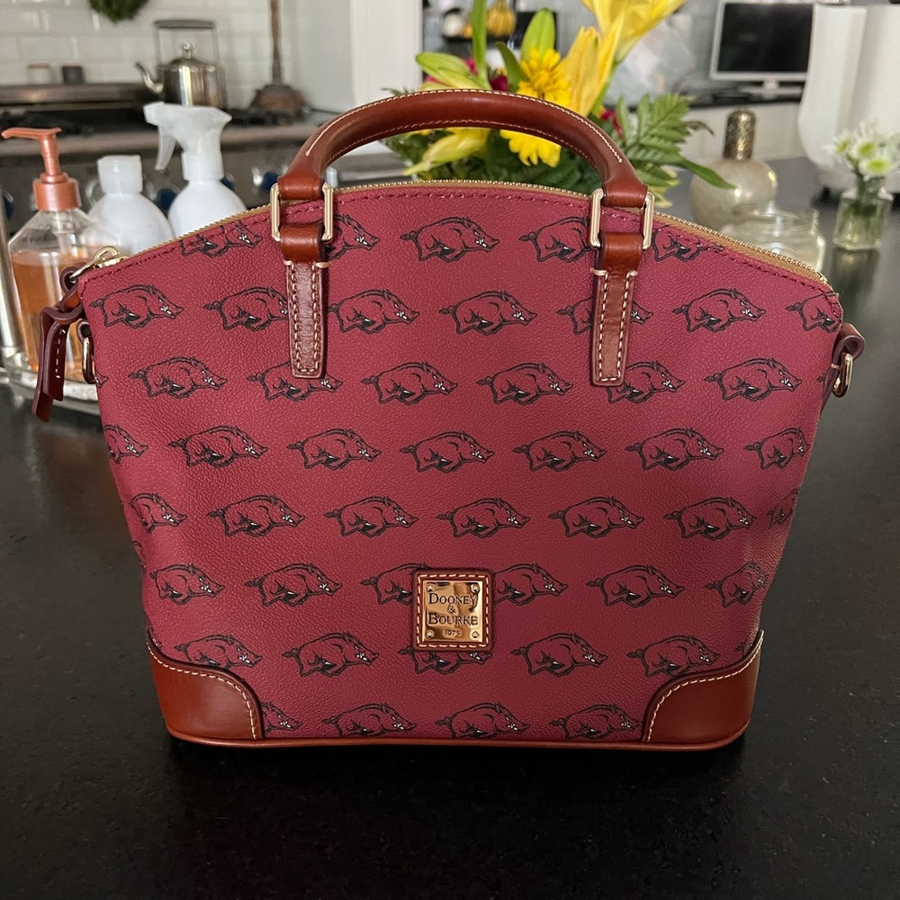 Dooney & Bourke Razorback handbag with strap